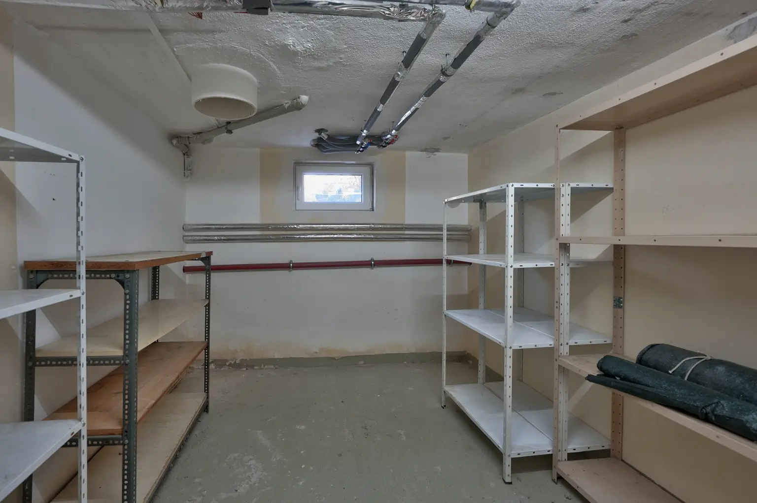 ++ Netter Bungalow auf Eckgrundstück in schöner Siedlungslage ++