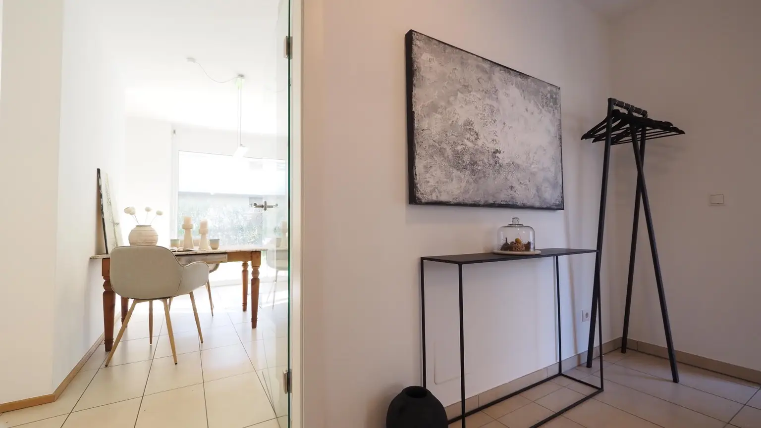 Moderne 2 Zimmer Wohnung mit Garten und 2 Tiefgaragenplätzen in Graz - St. Peter und ruhiger Lage!