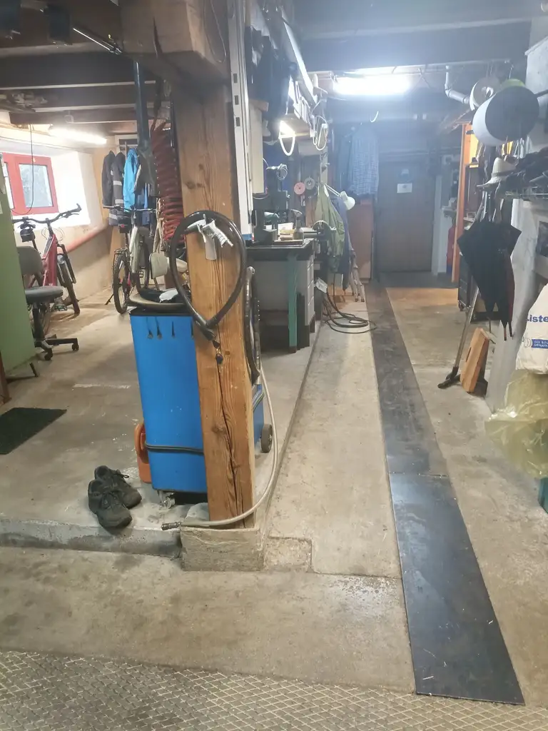 Renoviertes Wohnhaus mit großen Wohnräumen in Tragöss - Nahe Grüner See - zu kaufen !