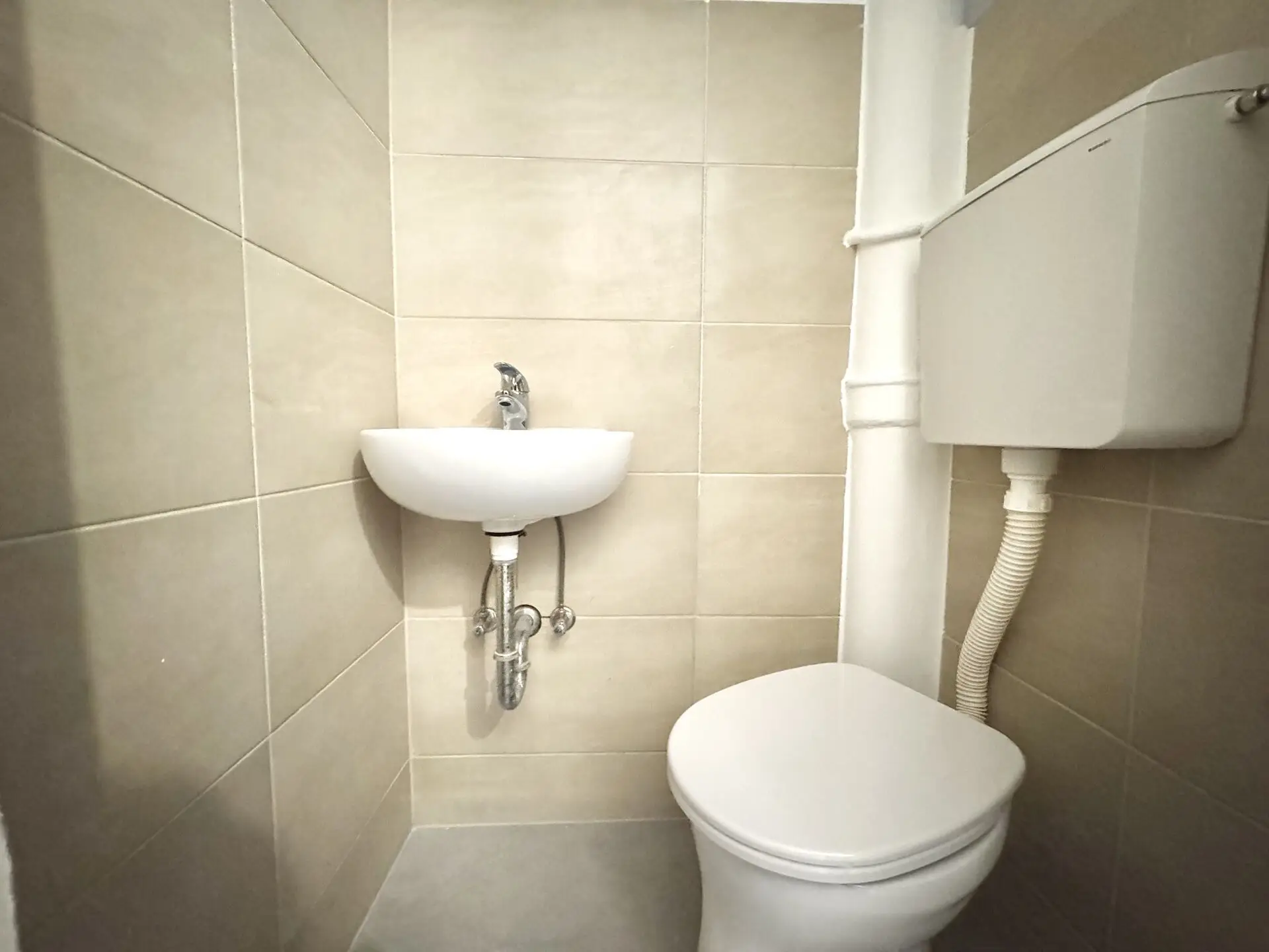 20251118_101412921_iOS