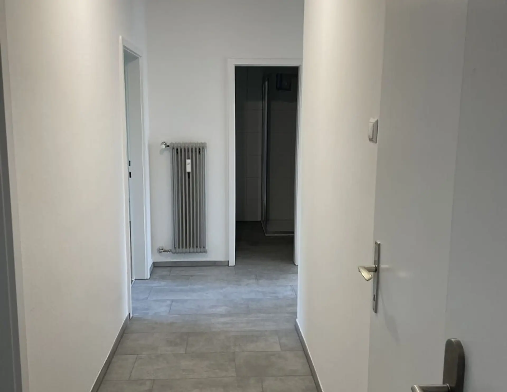 Sehr Schöne, Super Geschnittene 2-Zimmerwohnung !
