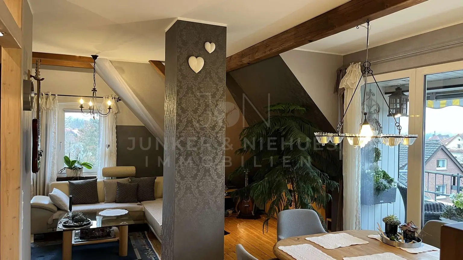 Wohnzimmer mit Blick auf Herrmann