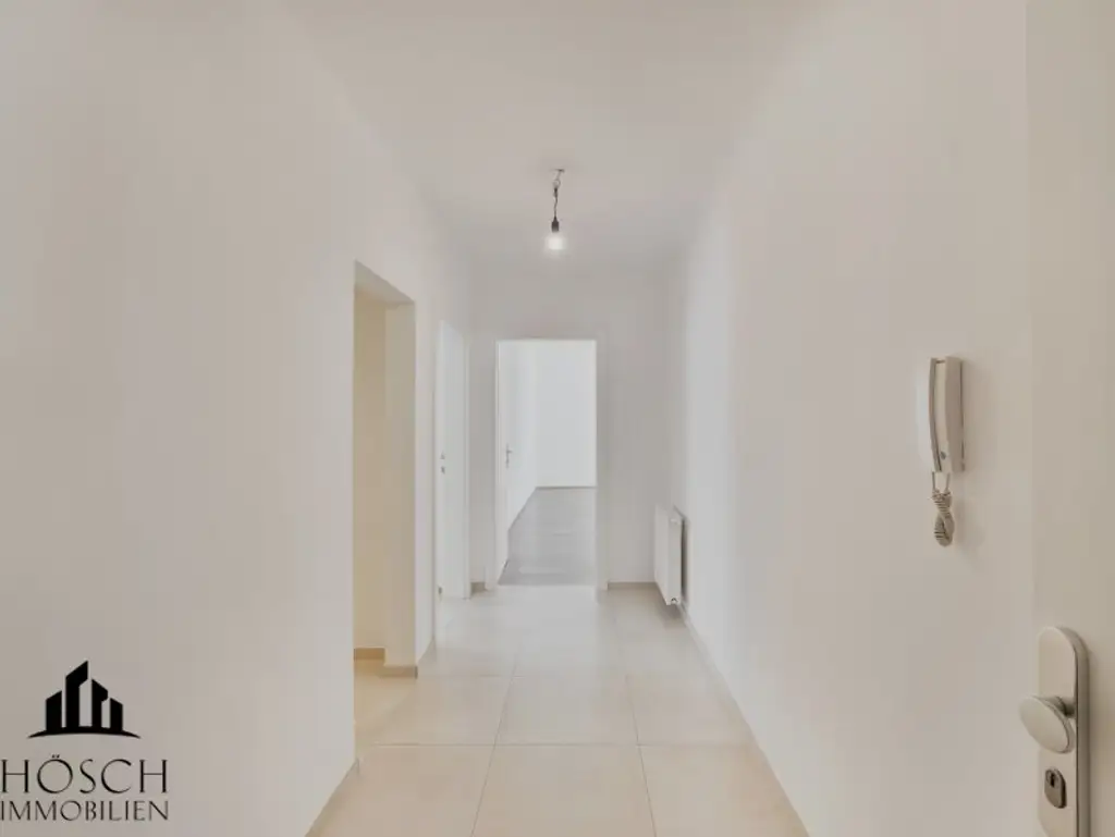 Helle, zentral begehbare 3-Zimmer-Wohnung mit Balkon in Toplage