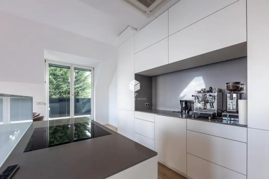 Luxuslage Schafberg: Einmalige Luxus-Maisonette mit Dachterrasse! Weitblick zum Verlieben!