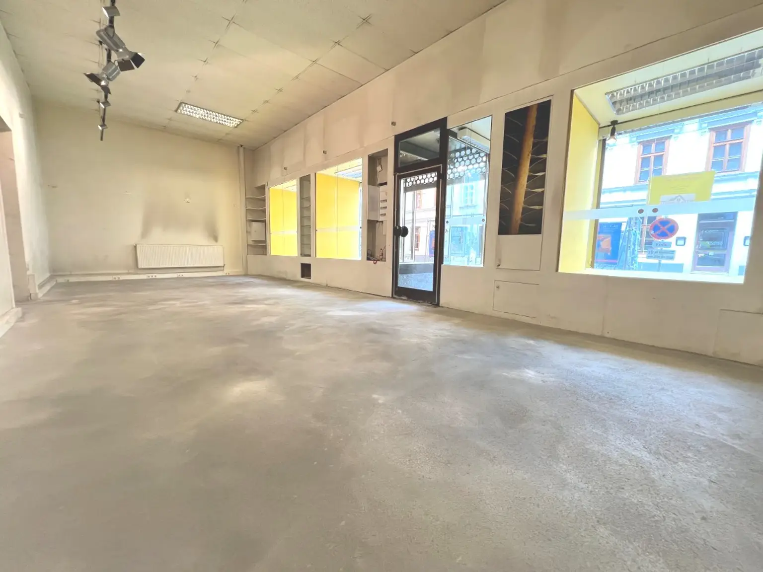 2d | LOKAL mit Auslagefront – Sichtbarkeit garantiert - 1070 WIEN | Prima Service Immobilien
