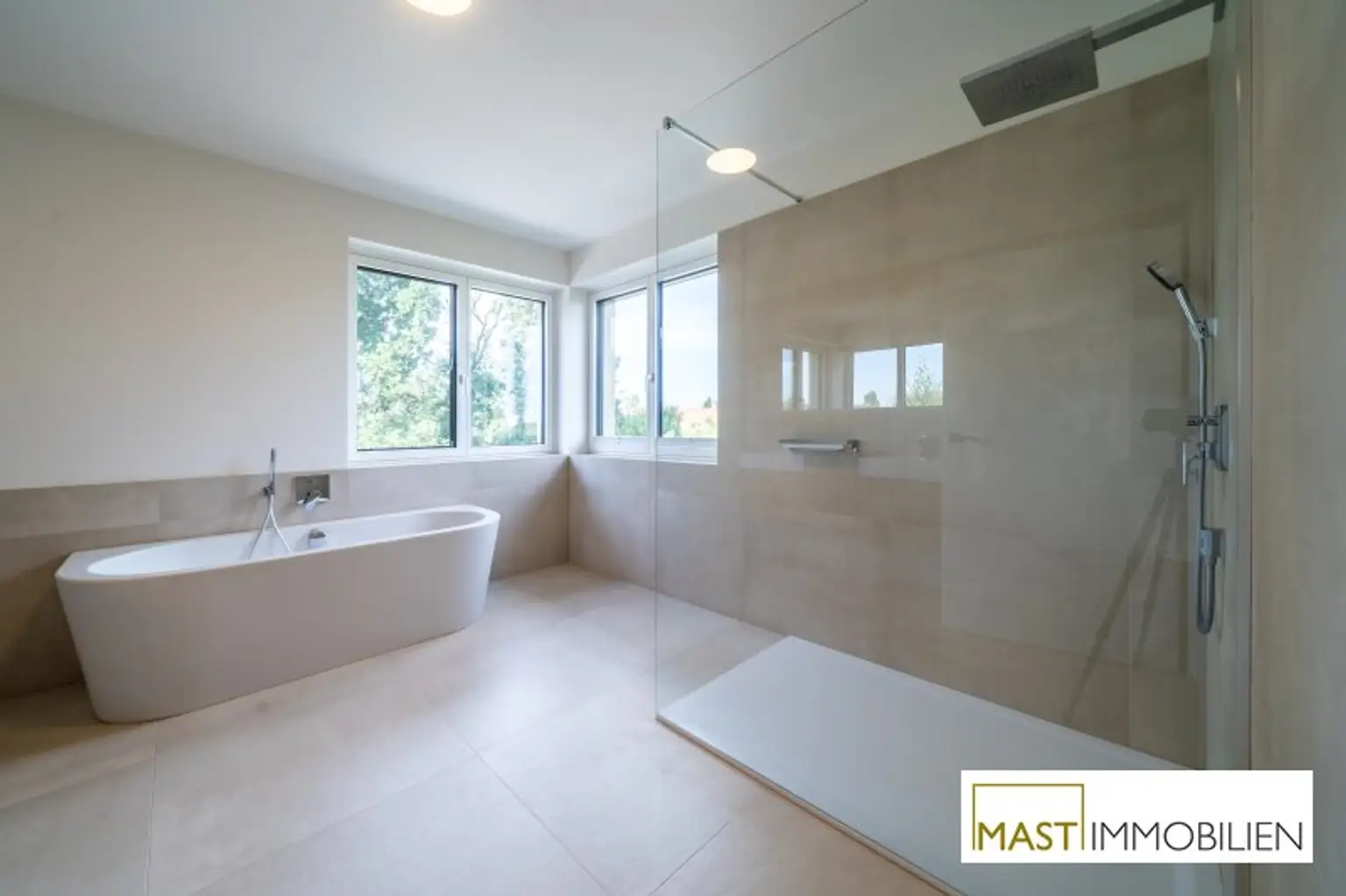 Modernes Einfamilienhaus mit Stil und Komfort in Schönkirchen-Reyersdorf.