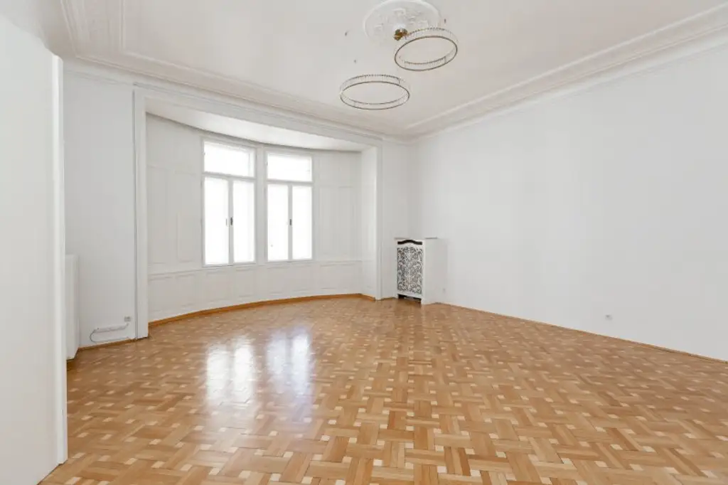 Großzügige, charmante 137 m² Altbauwohnung I perfekter Grundriss