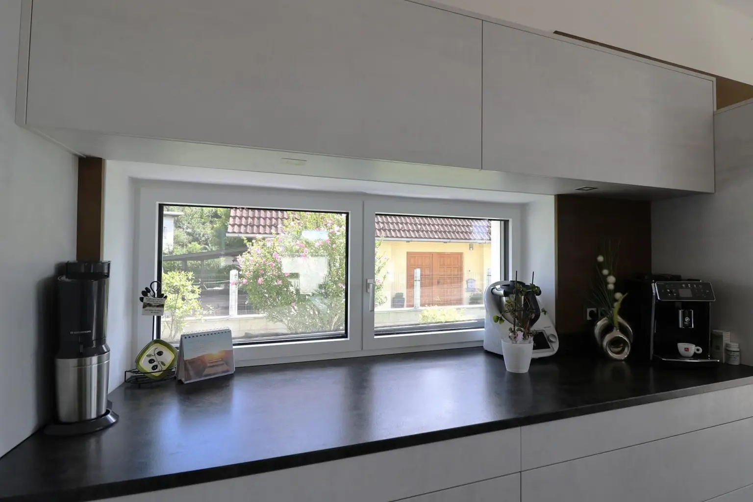 Exklusives Tech-Home mit Vollausstattung!