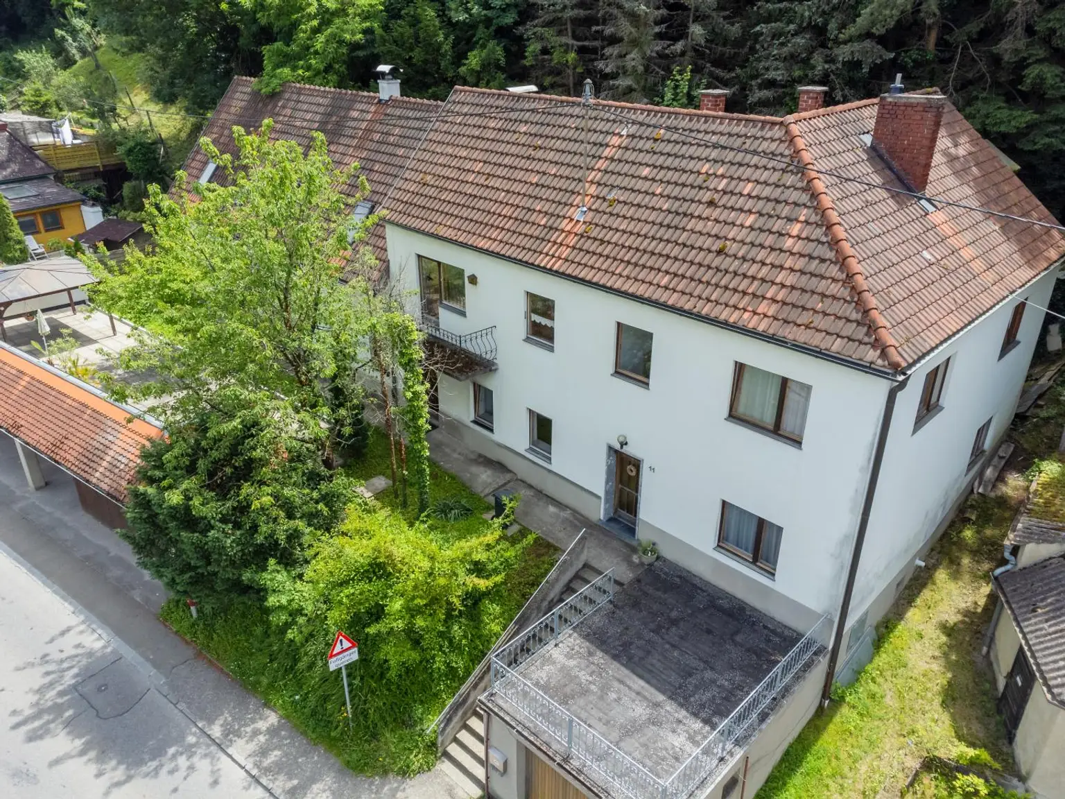 Großzügiges Wohnhaus mit Potential