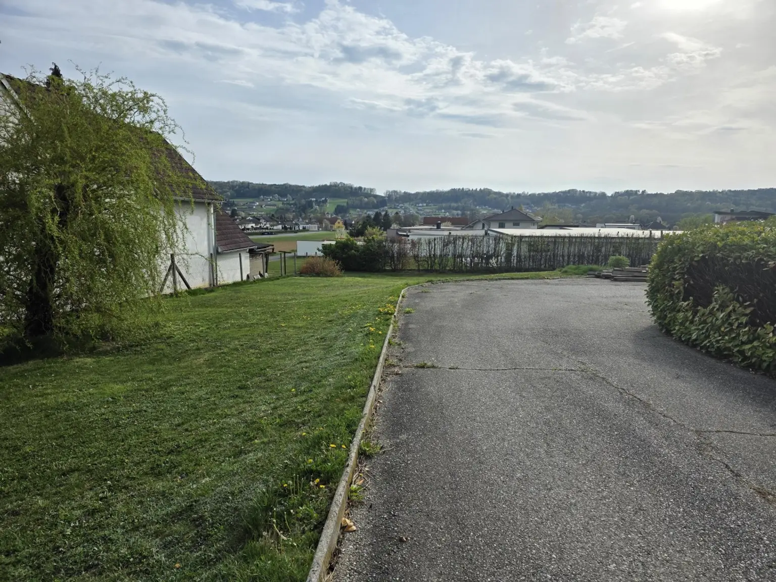 Zufahrt / Einfahrt