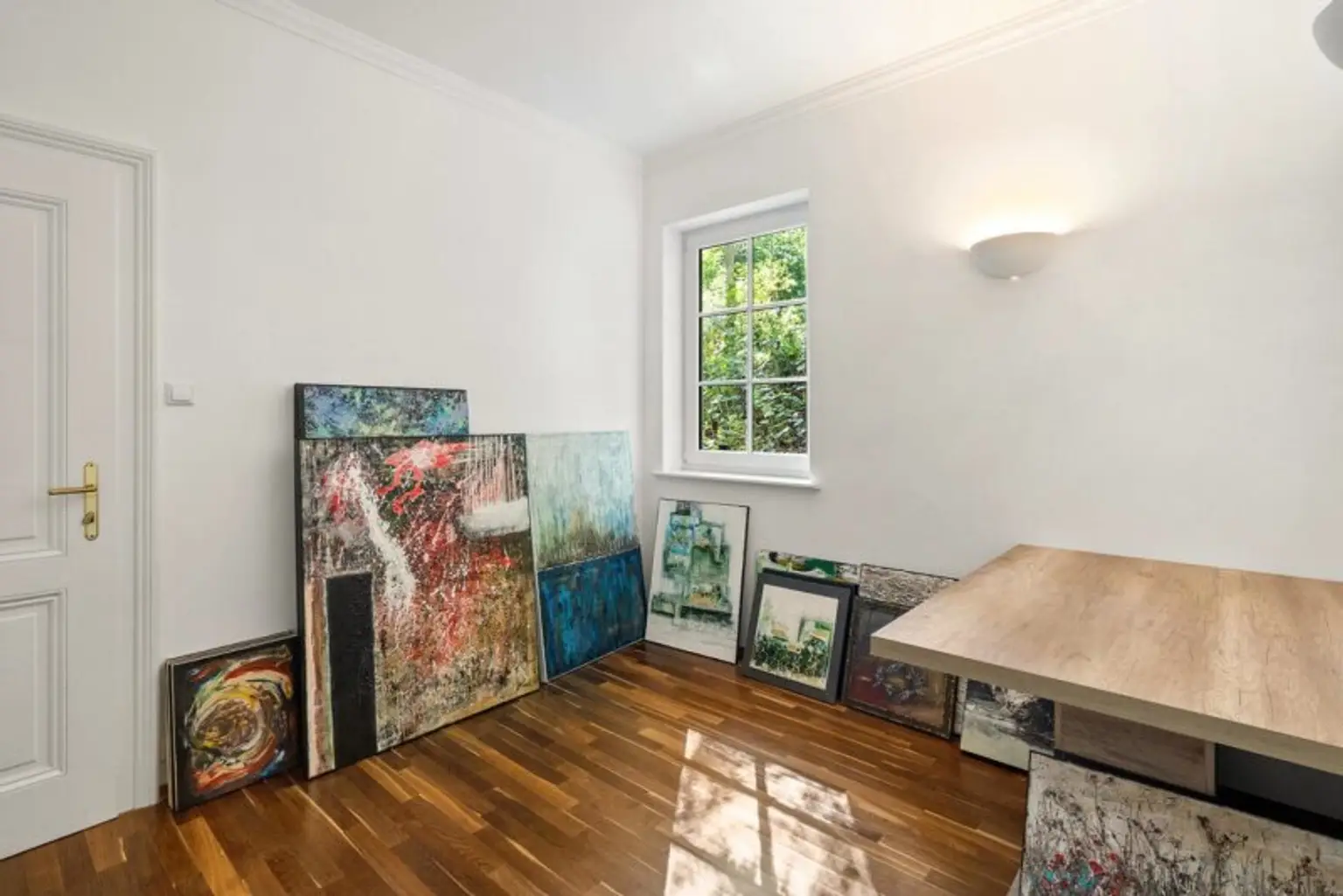 Wunderschöne Villa mit Pool und weitläufigem Grundstück, Nähe Pressbaum