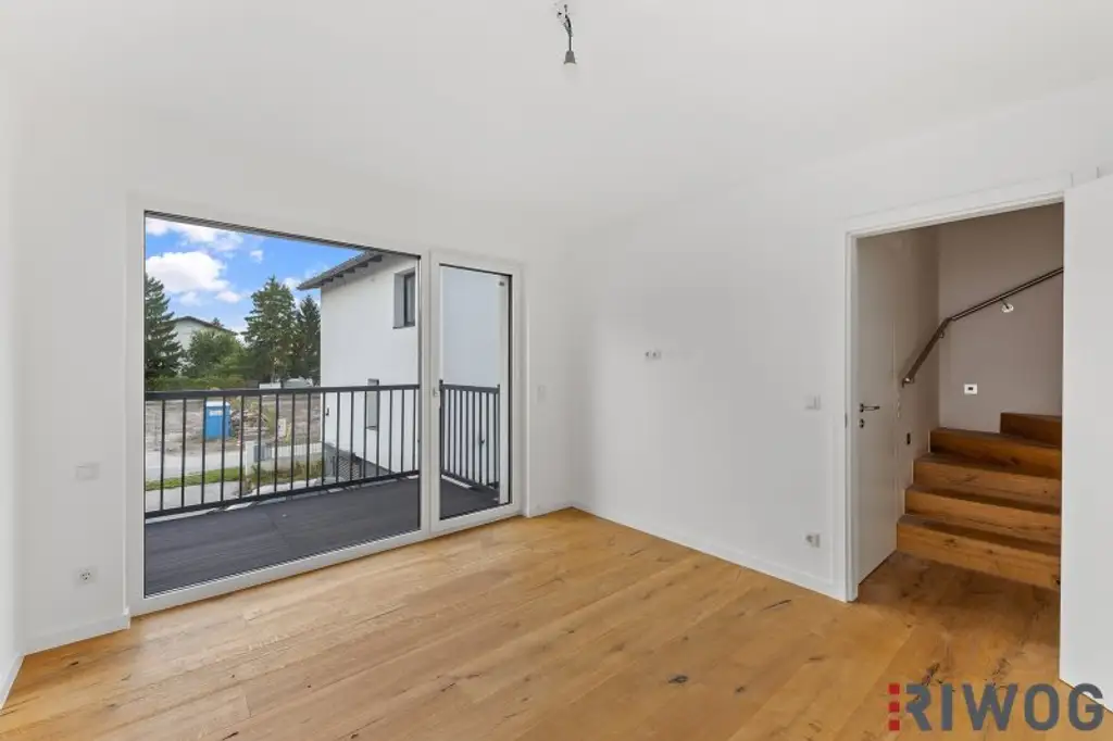 *Niedrigenergiehaus*EXKLUSIVE Ausstattung*ERSTBEZUG*inklusive 1 Stellplatz