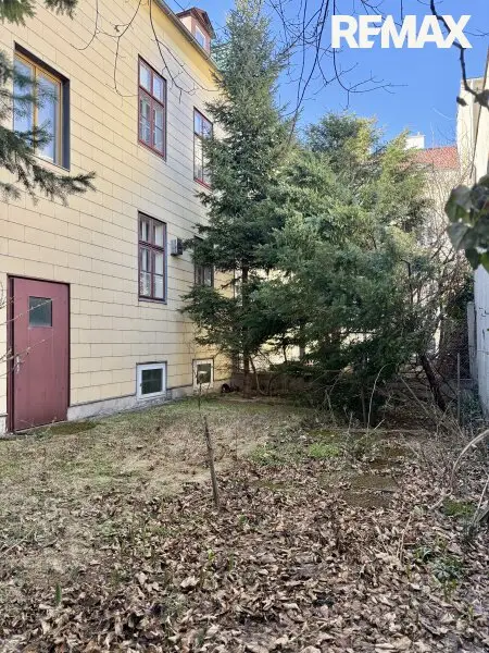 Zeitwandel - Mehrparteienhaus mit Entwicklungspotenzial in Wiener Neustadt!