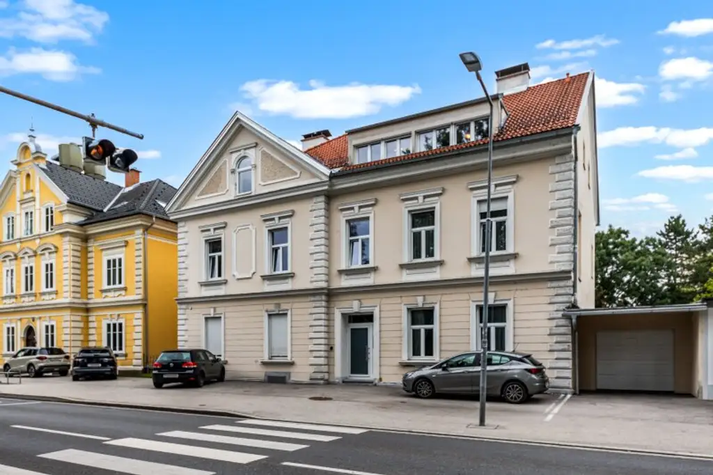 Charmante 3-Zimmer-Dachgeschosswohnung mit Terrasse und Bergblick in Klagenfurt!