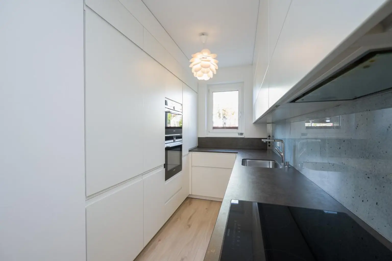 Einziehen & Wohlfühlen – hochwertiges Reihenhaus mit Garten, Terrasse, Keller und zwei TG-Stellplätzen im Zentrum von Steyr!