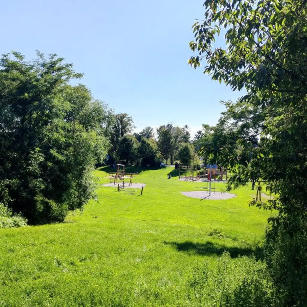 Modern, neu & herrlich ruhig