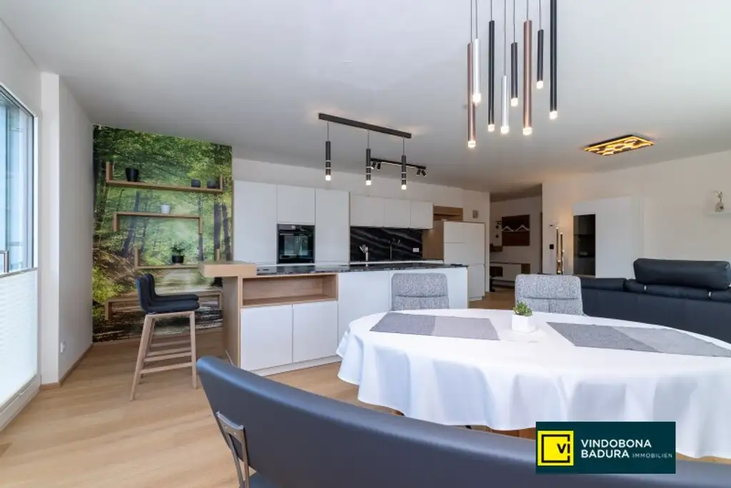 Wohnjuwel in Hietzing: Großzügige 5-Zimmer Wohnung mit Balkonterrassen, Fernblick & Garagenplatz