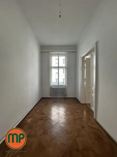 Charmante Altbauwohnung im Herzen der Stadt – frisch saniertes Bad & WC
