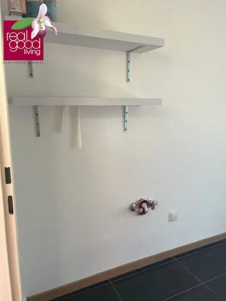 Teilmöbliertes Traumhaus in einer Kleingartensiedlung mit Pool, Garten und einem Wohnkeller