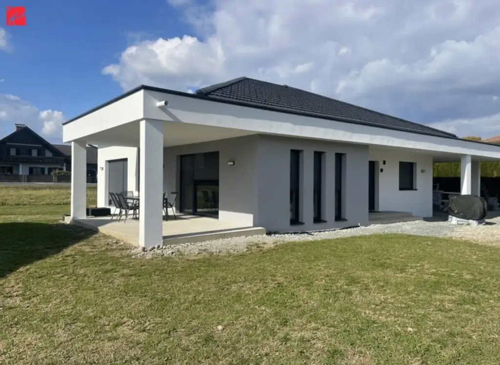 Moderner Bungalow mit stillvoller Küche