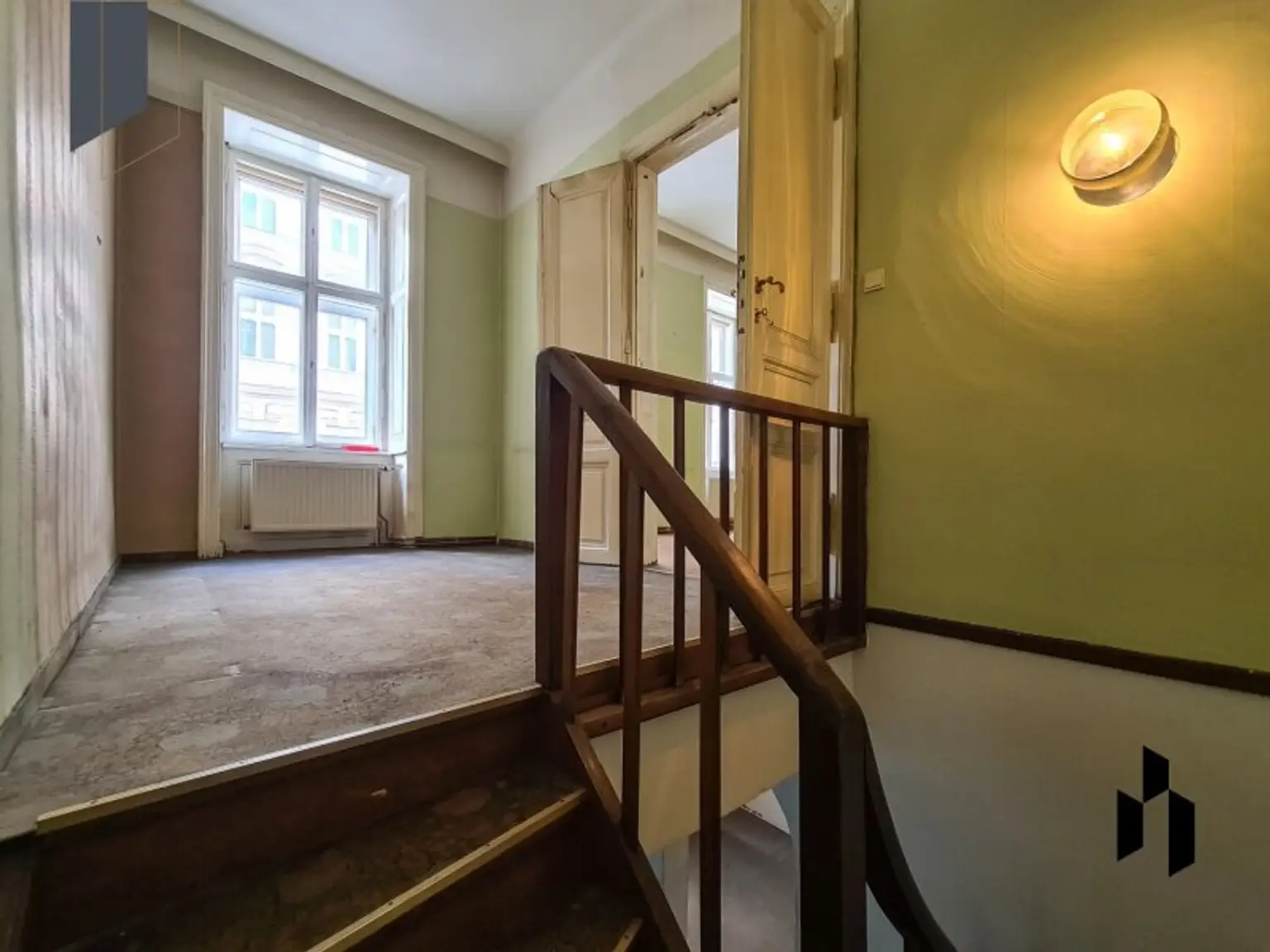 2 in 1! Geschäftsfläche + Wohnung nähe U3 Rochusmarkt! Sanierungsbedürftig!