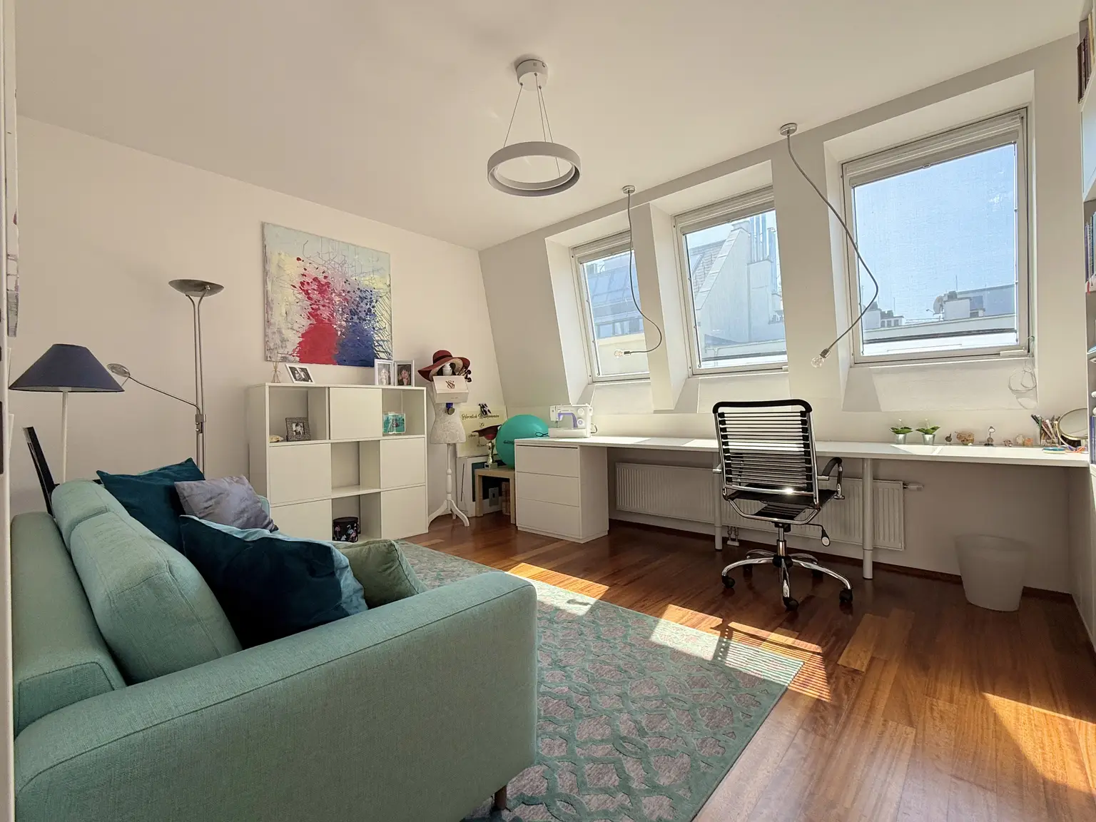 Grüner Dachgarten mit Blick über Wien I exklusive DG - Wohnung I Großzügige Fensterflächen mit Rollläden I Klimaanlage