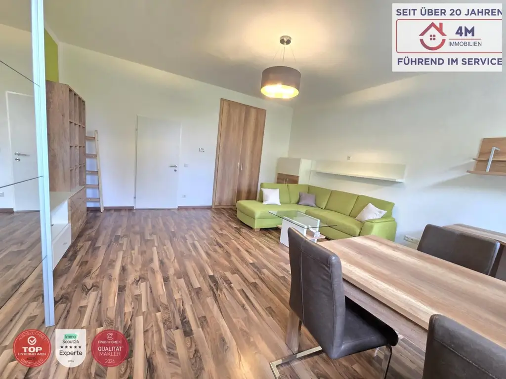 🏠 Charmante, komplett sanierte Altbauwohnung am Mexikoplatz – 4. Liftstock