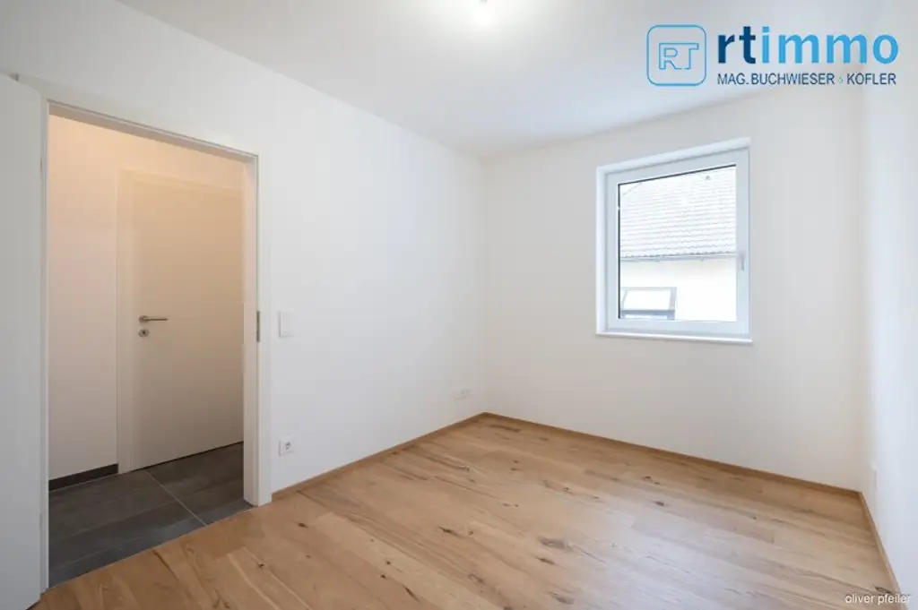 GEMÜTLICH, MODERN, ENERGIEEFFIZIENT:  Fünf 2 Zimmer- Mietwohnungen mit Außenflächen warten auf Sie!