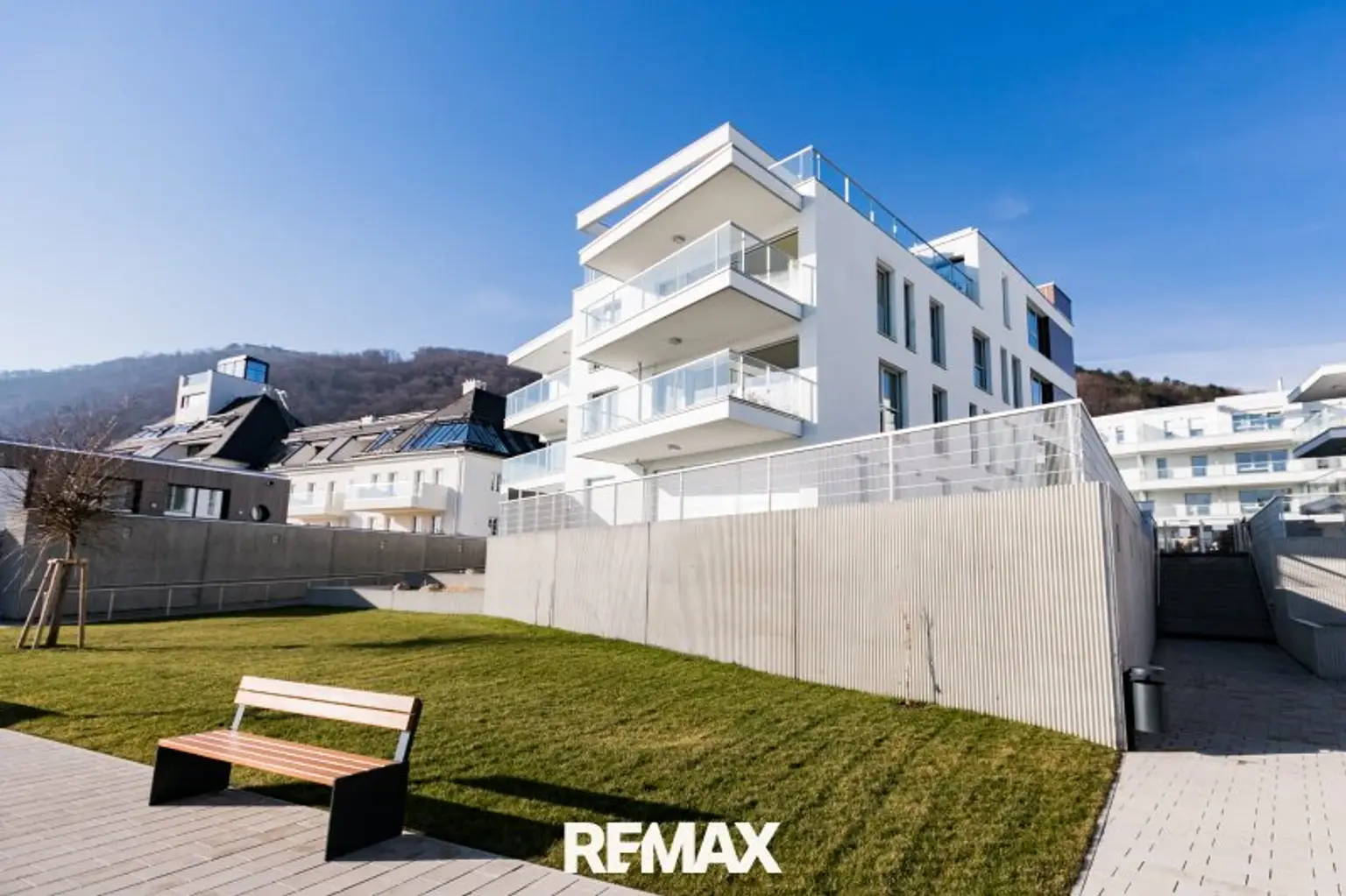 Exklusive Wohnanlage in direkter Wasserlage