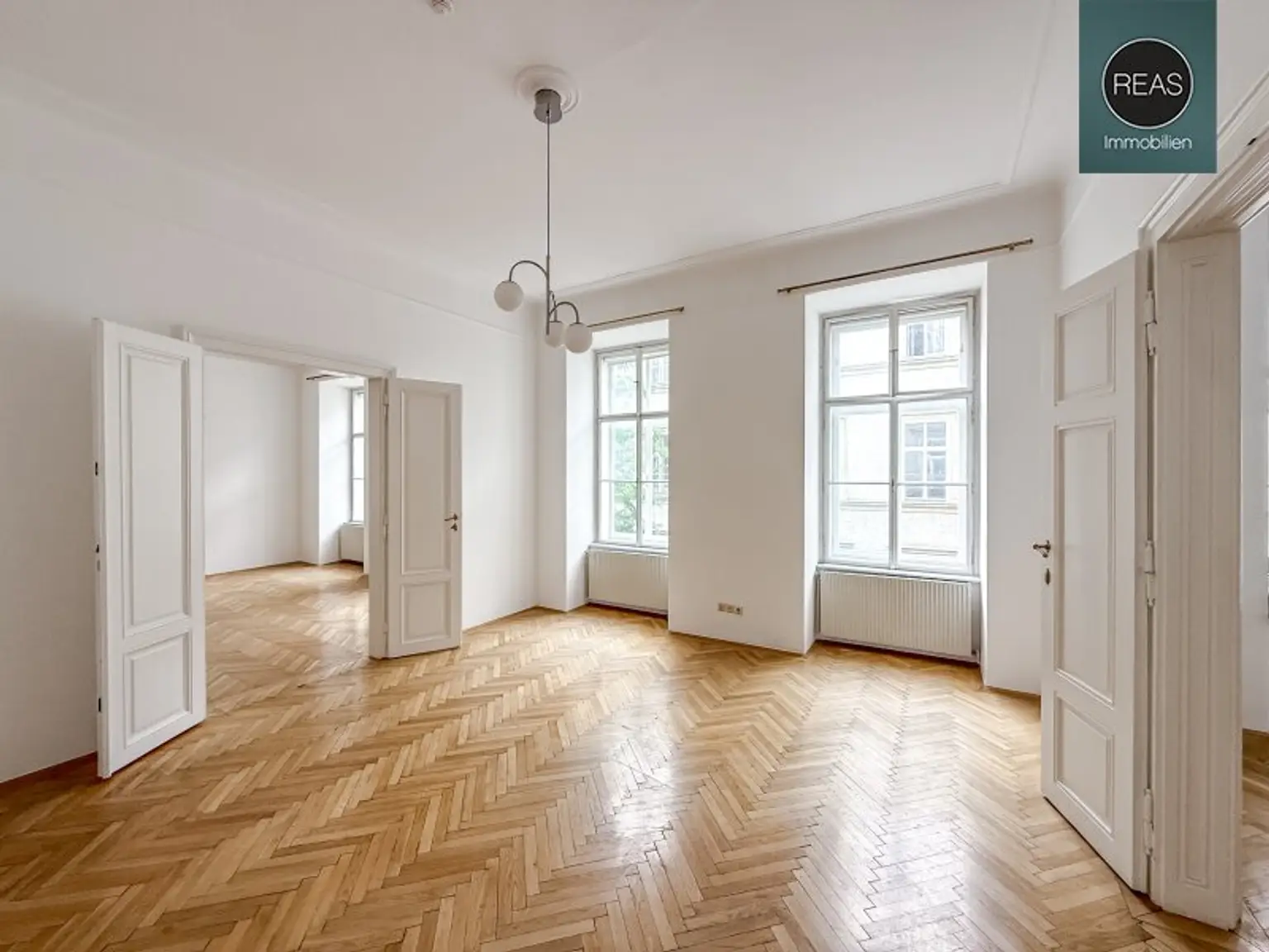 Wunderschönes Büro in Toplage nahe Stadtpark! Stellplatz verfügbar!
