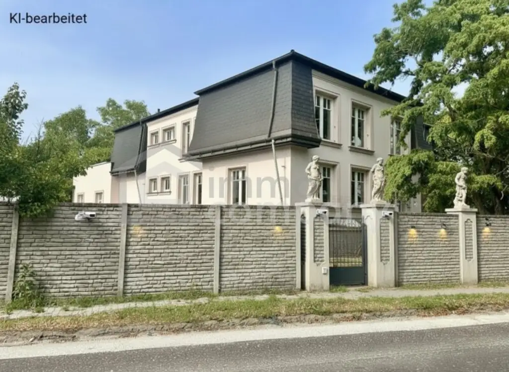 Luxuriöse Villa in Hamuliakovo: 600m², 14 Zimmer, Erstbezug mit Stadt- und Grünblick!