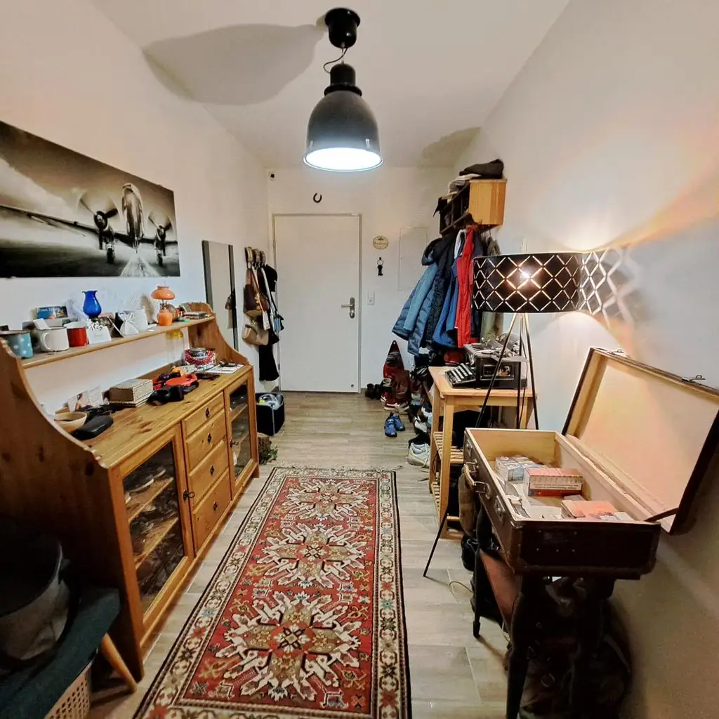 Provisionsfrei! Schöne Altbauwohnung mit Ambiente und historischem Flair!