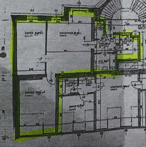 SPITTELBERG, teilsaniertes 84 m2 Dachgeschoß, 3 Zimmer, Extraküche, Wannenbad, Parketten, WG-geeignet, MQ-Nähe