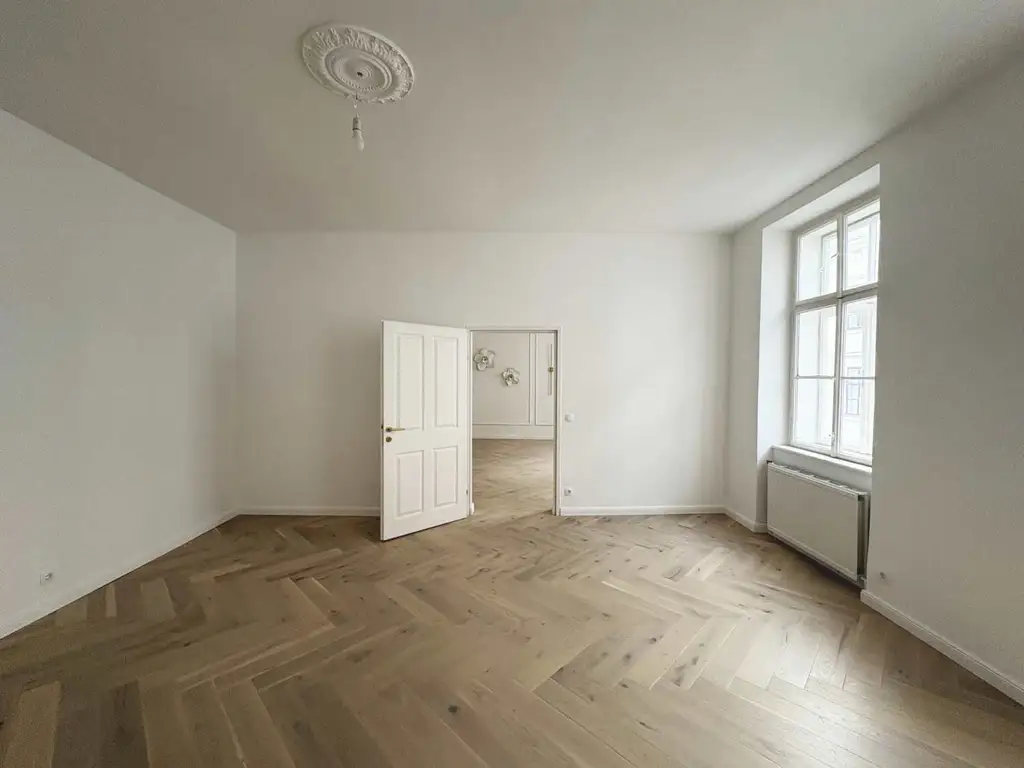 Teilsanierte 3 Zimmer Wohnung in Top Lage - 
Nahe altes AKH und Rathaus