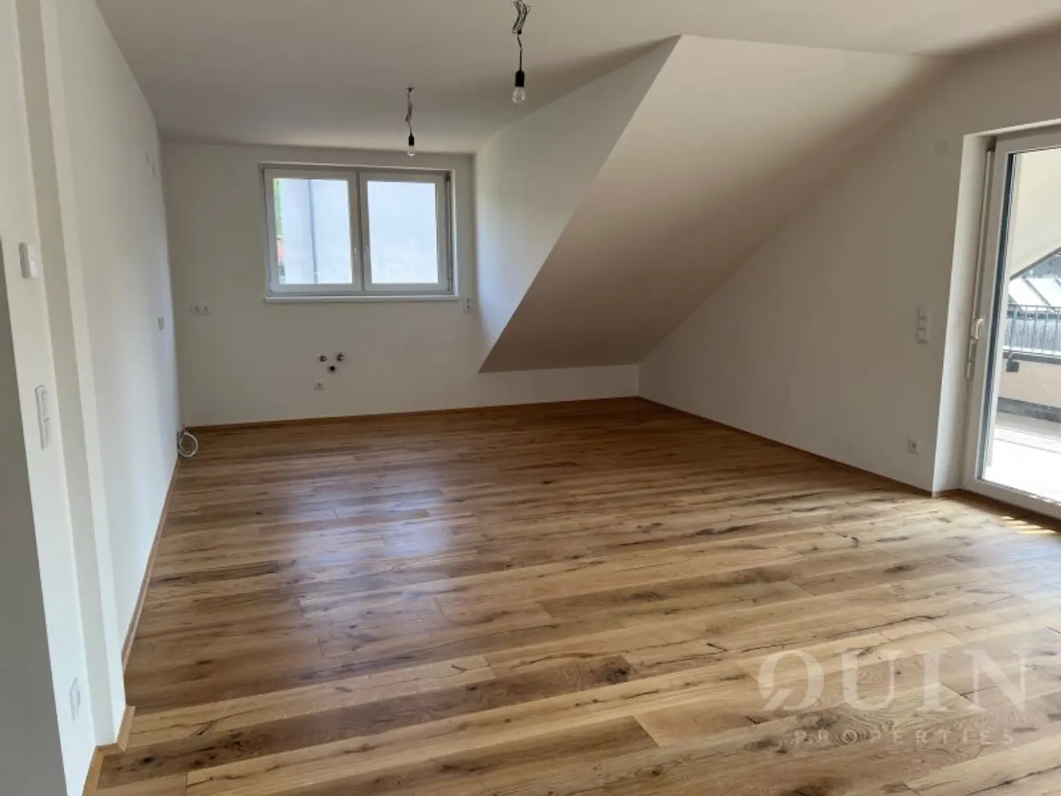 Exklusive Dachgeschosswohnung in Weinitzen bei Graz