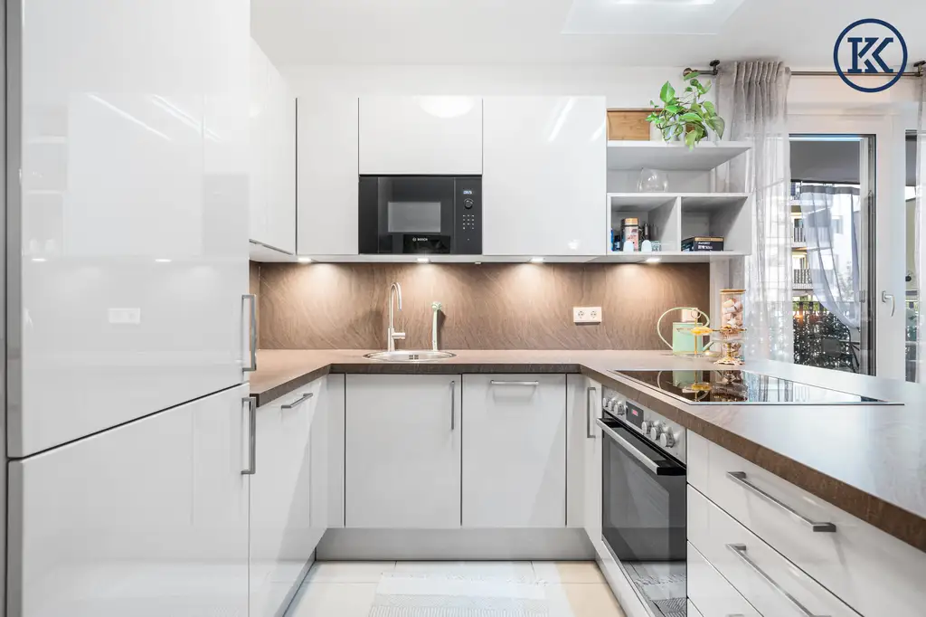 OPEN HOUSE am Dienstag den 19.08.25 ab 10 Uhr für die
Hofseitige 3-Zimmer-Wohnung mit 14 m² Loggia