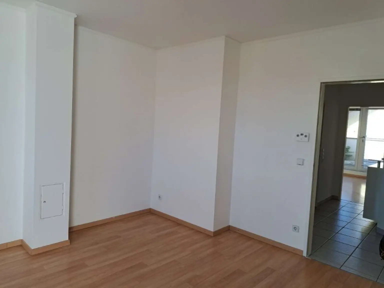 Gepflegte Terrassenwohnung in Hirtenberg: 51m² mit Balkon und Stellplatz!