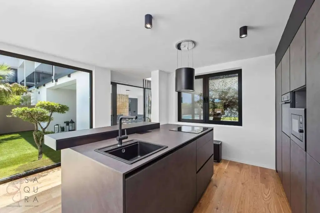 New Villa Medulin – Moderner Luxus in Küstennähe mit Renditepotenzial