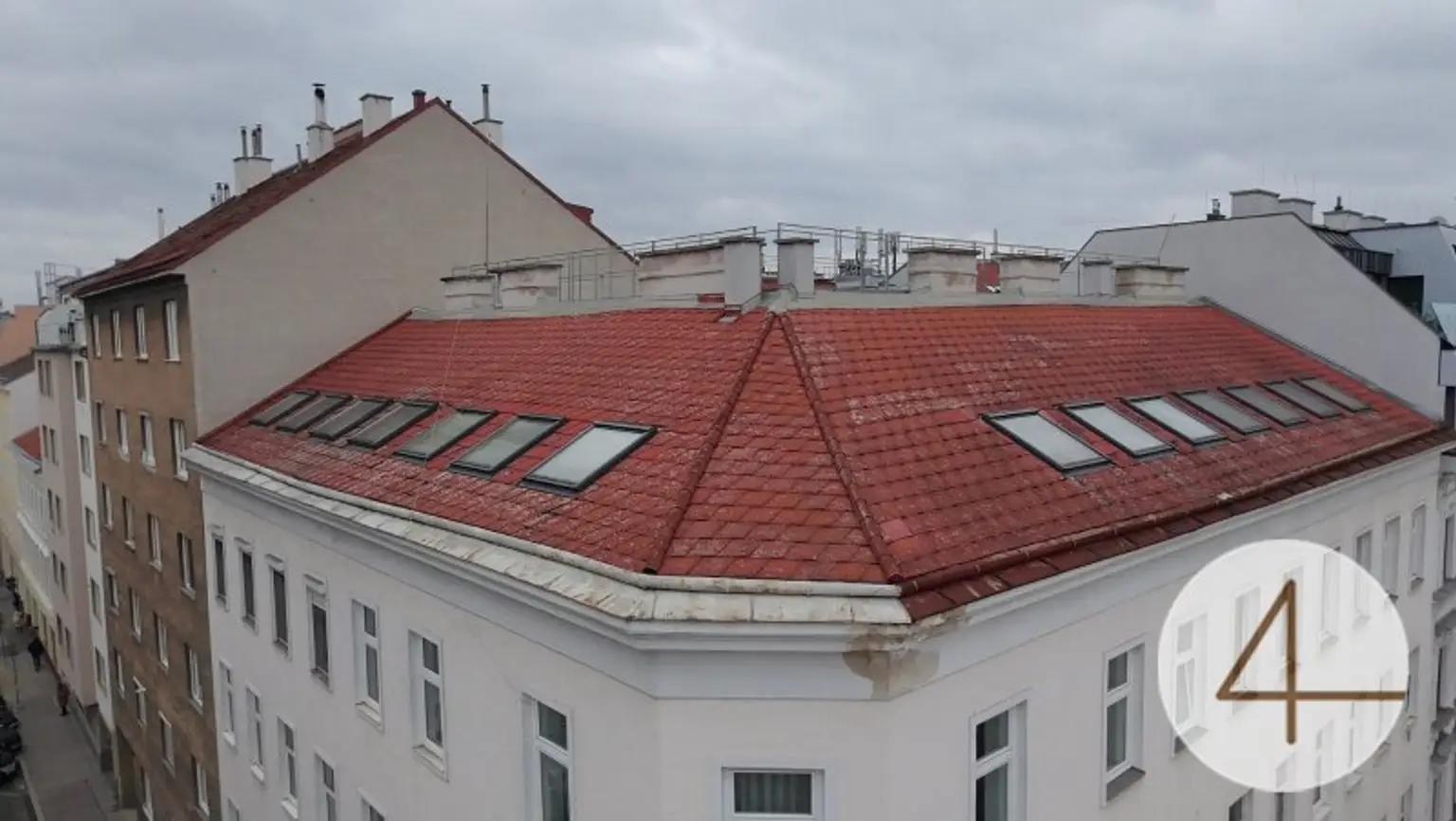 Gesamtes Dachgeschoß steht zum Verkauf