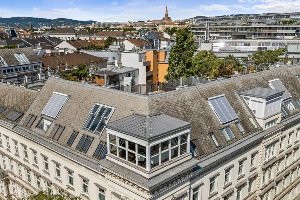 Licht Luft Luxus - Exklusive Dachgeschoss-Maisonette mit Terrassen & 360° Panoramablick