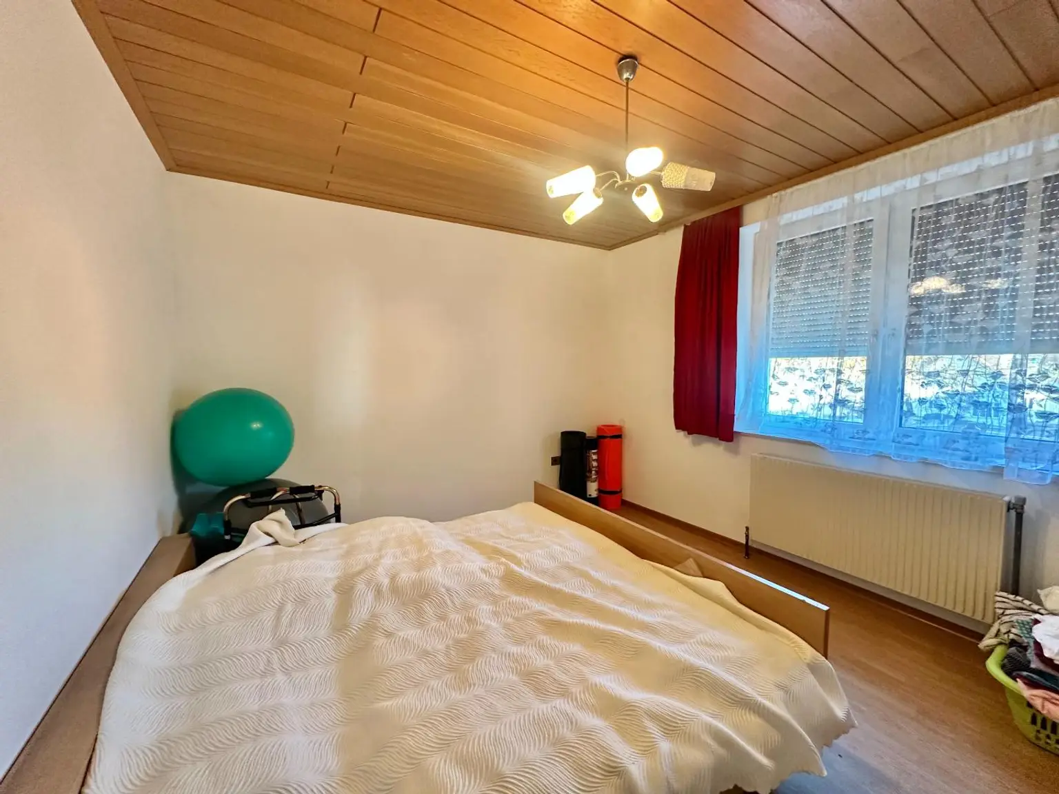 OG Separate Wohneinheit Zimmer 1