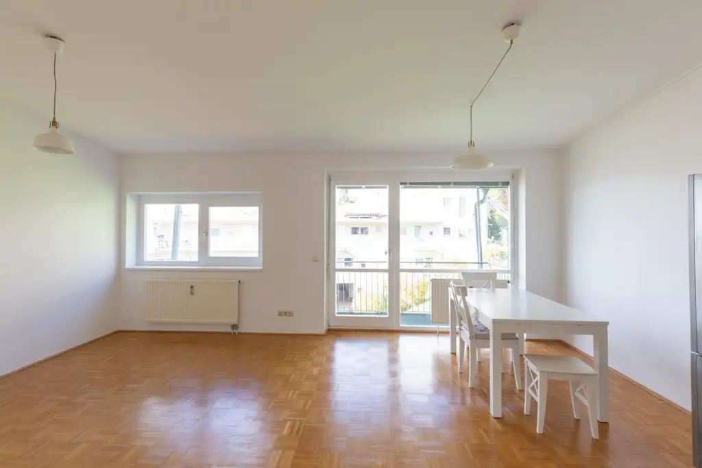 Helle 2-Zimmer-Wohnung mit Balkon in beliebter Wohnanlage – ruhig, grün, wunderbar!