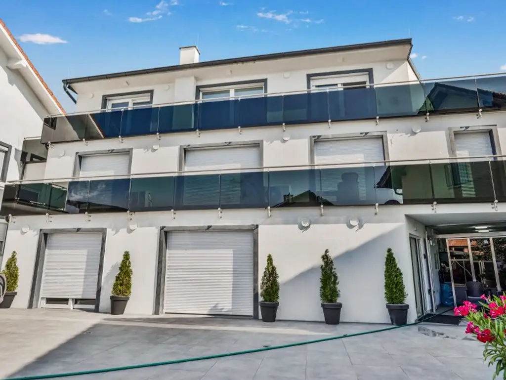 Stilvolles Terrassenhaus in Vösendorf – auch für Diplomaten, Expats & Kanzleien