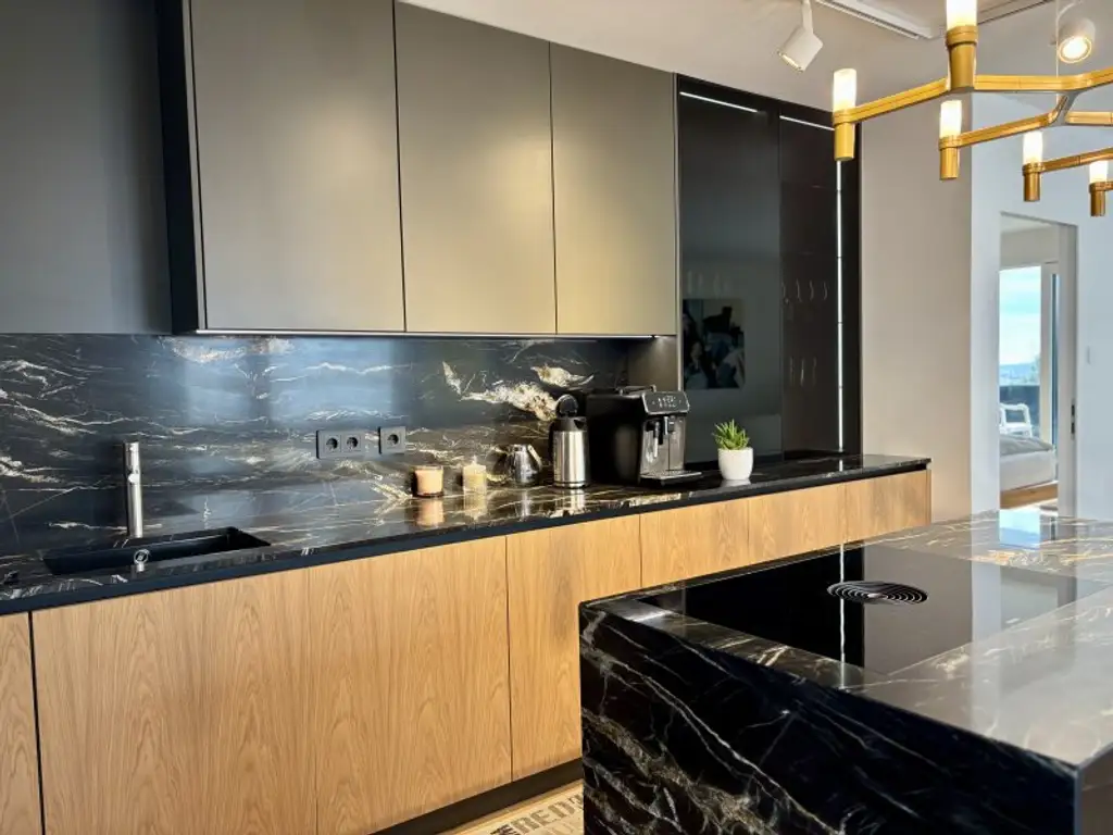 HEAVENLY AM SCHAFBERG