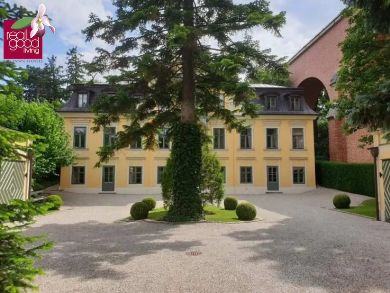 Prestige-Villa in Wien-Mauer – 15 Zimmer, 3.700 m² Gartenparadies, vielseitig nutzbar -Büro & Wohnen vereinbaren !!