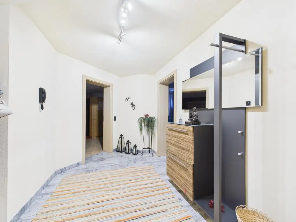 NIEDERNEUKIRCHEN: Sehr gepflegtes und perfekt aufgeteiltes EINFAMILIENHAUS mit ca.151 m² Wohnfläche, Grundstück ca. 796 m²