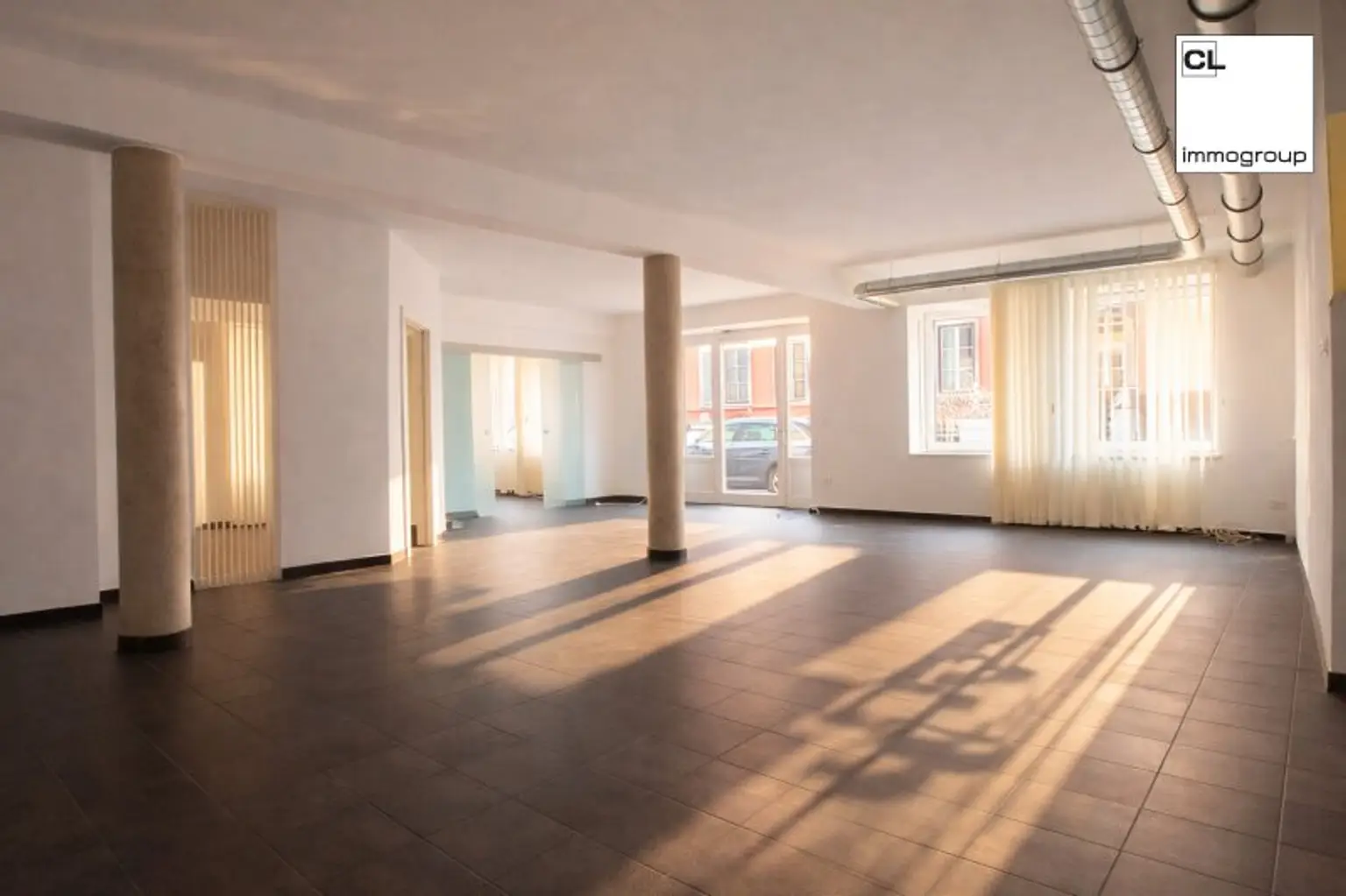 Helles, schönes und zentral gelegenes EG-Geschäftslokal nahe Kurpark, Bad Ischl; 3 Räume mit Küche, WCs und Archiv, (c) CL-immogroup, www.CL-immogroup.at