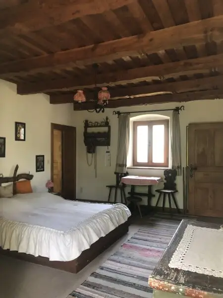 Schönes, ruhig gelegenes Kellerstöckl mit 3589 m2 Grundstück