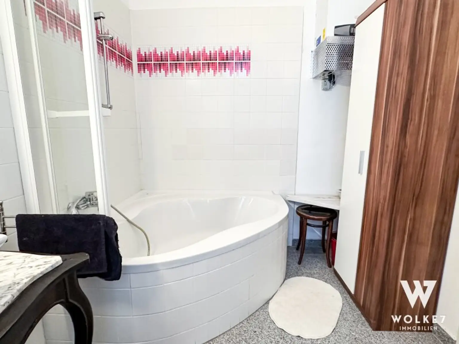 Zentrale Bürofläche in Wien Alsergrund: 2 Zimmer | Erdgeschoß | Altbau | Ruhelage | Top-Anbindung