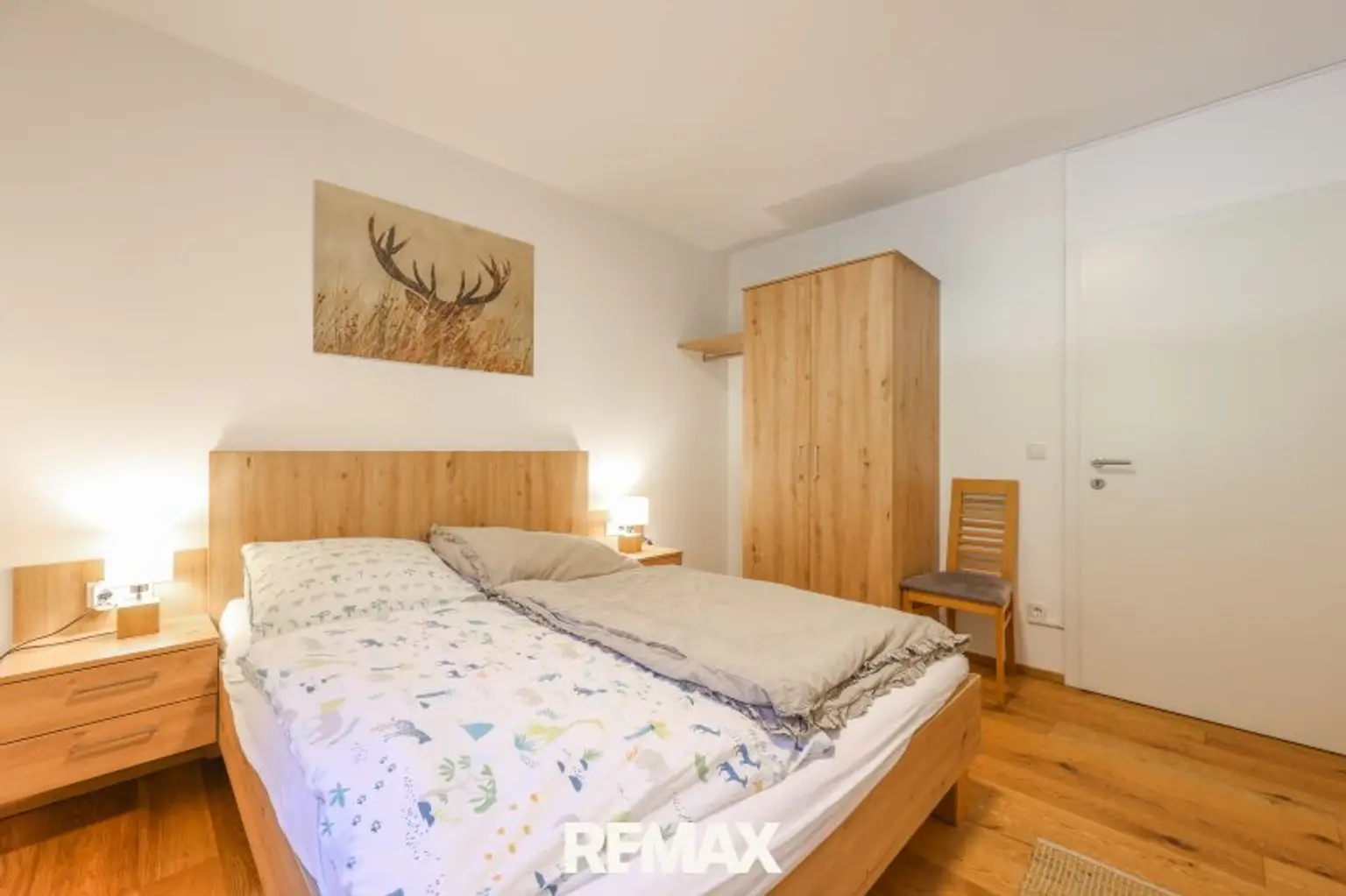 Schlafzimmer 1
